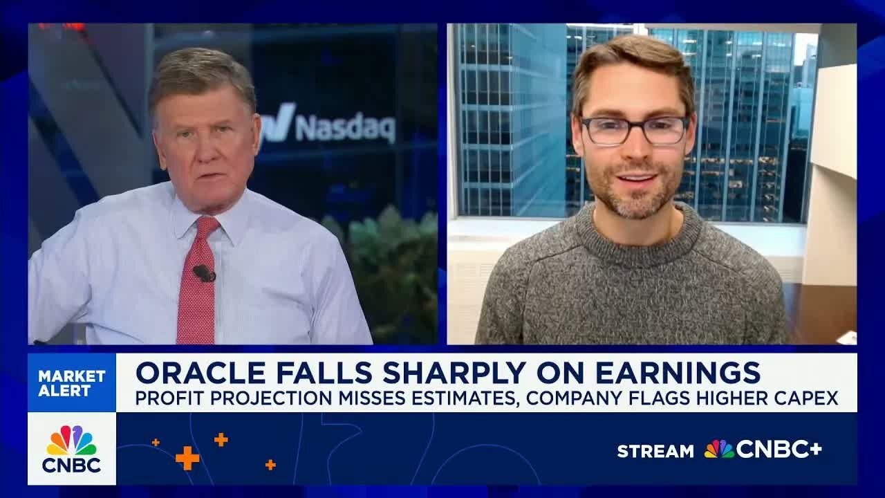 Customer concentration and capex have shifted Oracle's sentiment, says Keybanc's Jackson Ader