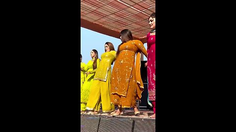 Indian Punjabi Songs Girl Beautiful Dance