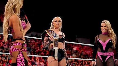 Liv Morgan deals with challengers from both brands: Raw, July 4, 2022 @wwefree
