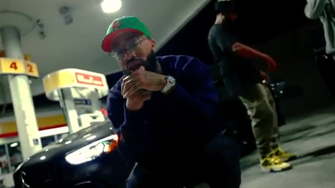 Larry June & Cardo - Gas Station Run