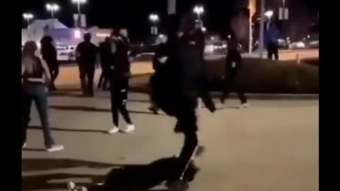 Girl Nearly Beat To Death In Girls Fight Police To The Rescue