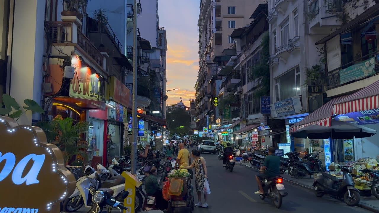 Duck soup in Hanoi, Vietnam