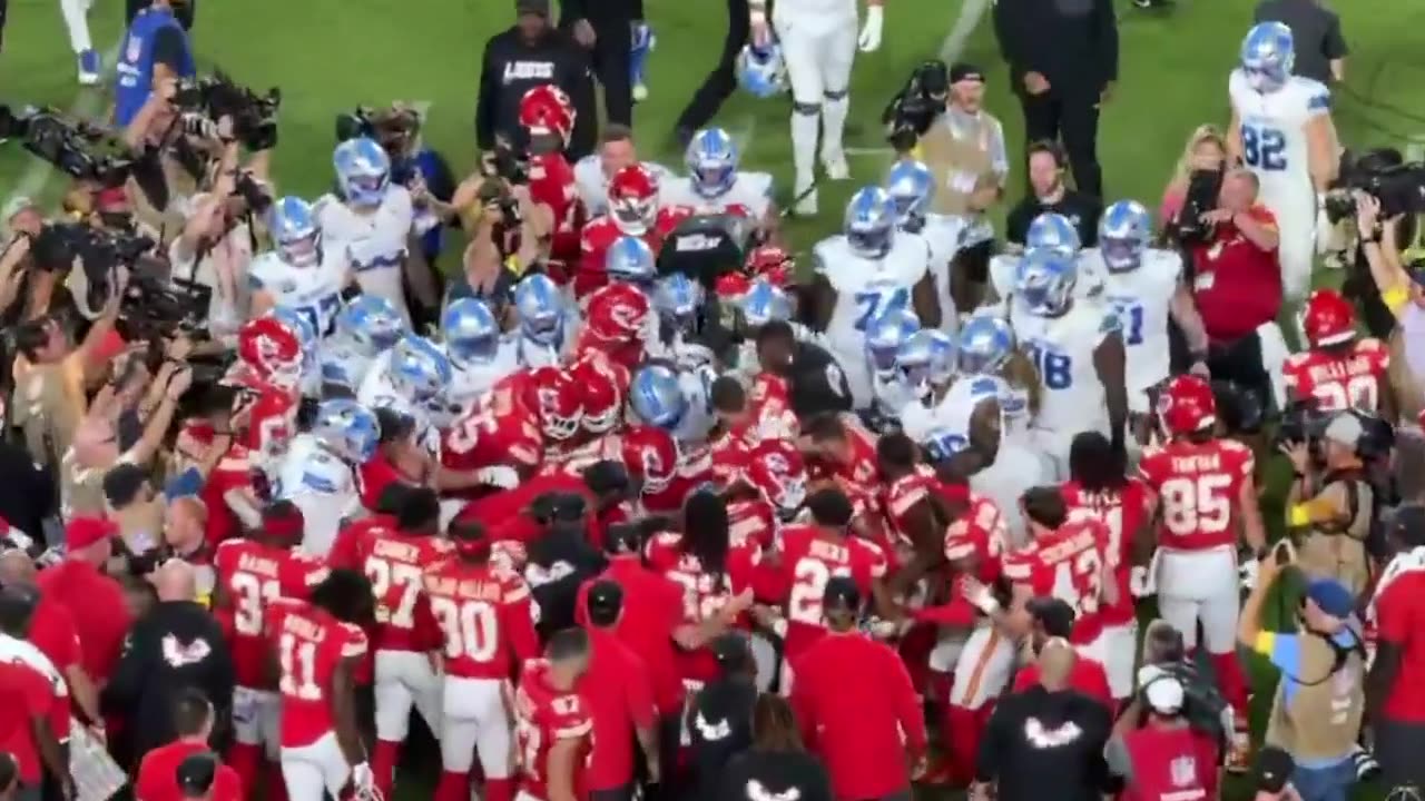 QB Mahomes wanted to shake hands with #Lions Branch after the game and Brian REFUSED