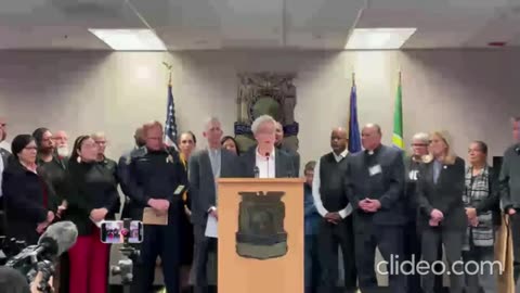 Portland mayor calls for all ICE activity in city to stop until shooting investigation concludes