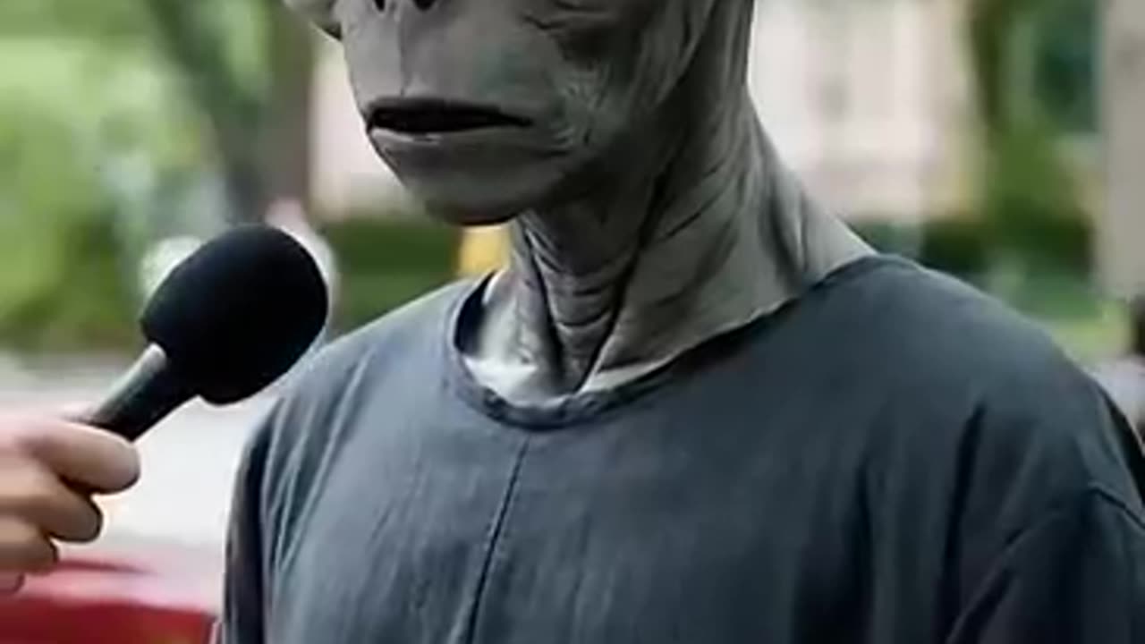 Interviewing Aliens on the Street Part 2