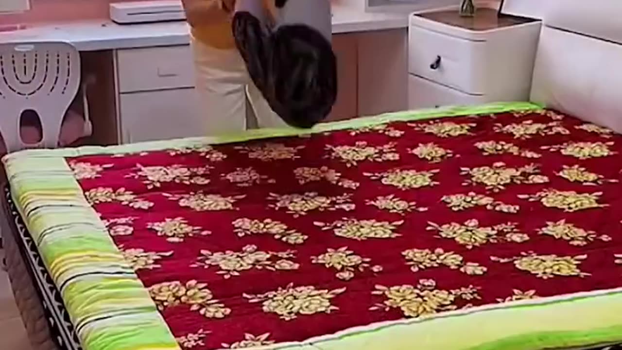 This Sheet Protector Is a Total Game-Changer