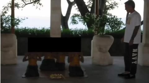 Lifetouch Ownership and Epstein Connections Spark Online Alarm Over Student Data