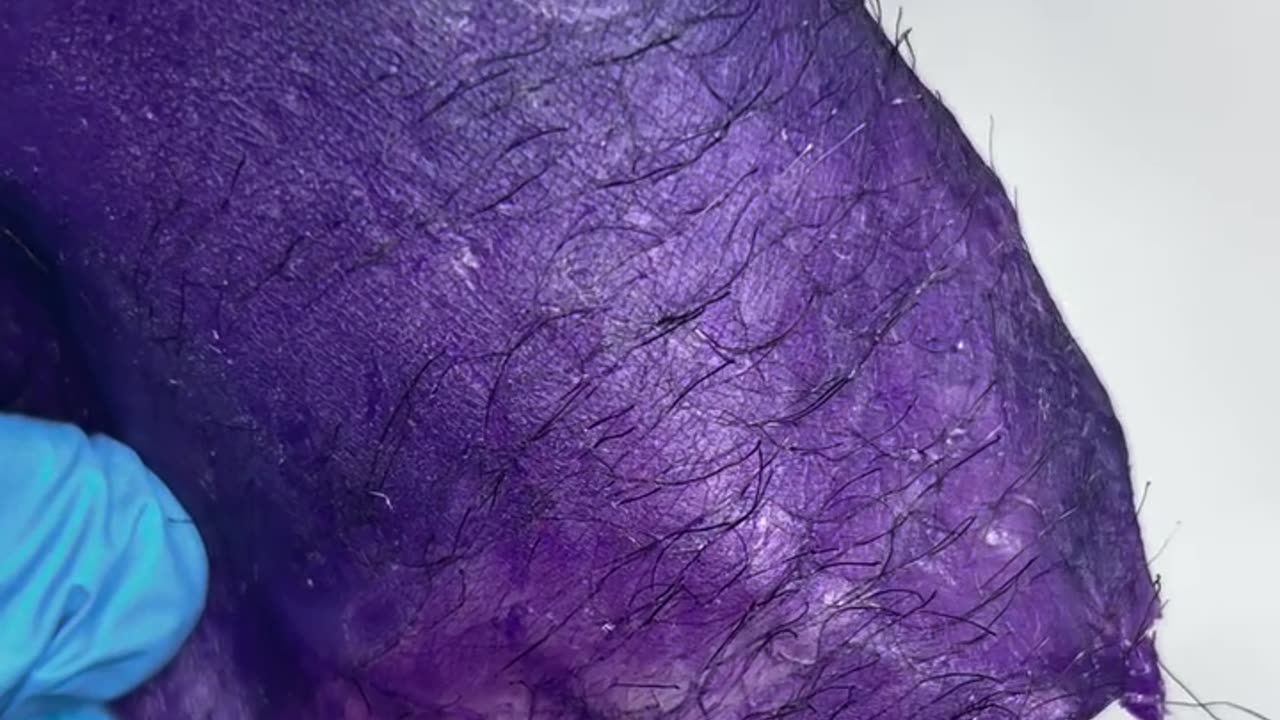 How Sexy Smooth Purple Seduction Hard Wax Effortlessly Removes Hair | @thenakedkiwi_