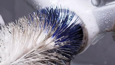 Cleaning and washing the bicycle frame threads at the bottom bracket