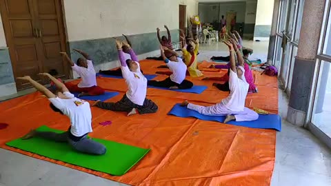 50 minutes Aerobics and Yoga session for better flexibility with Gayatri mantra