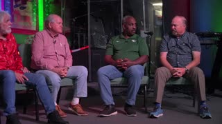 Chatting Around the Christmas Tree (ep 11) - What’s Your Secret Favorite Holiday Movie?