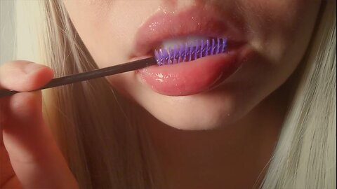 asmr spoolie nibbling