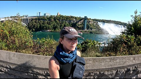 Solo Travel Vlog, Introvert at Niagra Falls, In Canada Twice, and some Car Camping