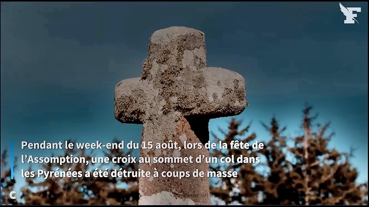 France: Three-Century Old Cross Destroyed by Its Enemies With a Sledgehammer