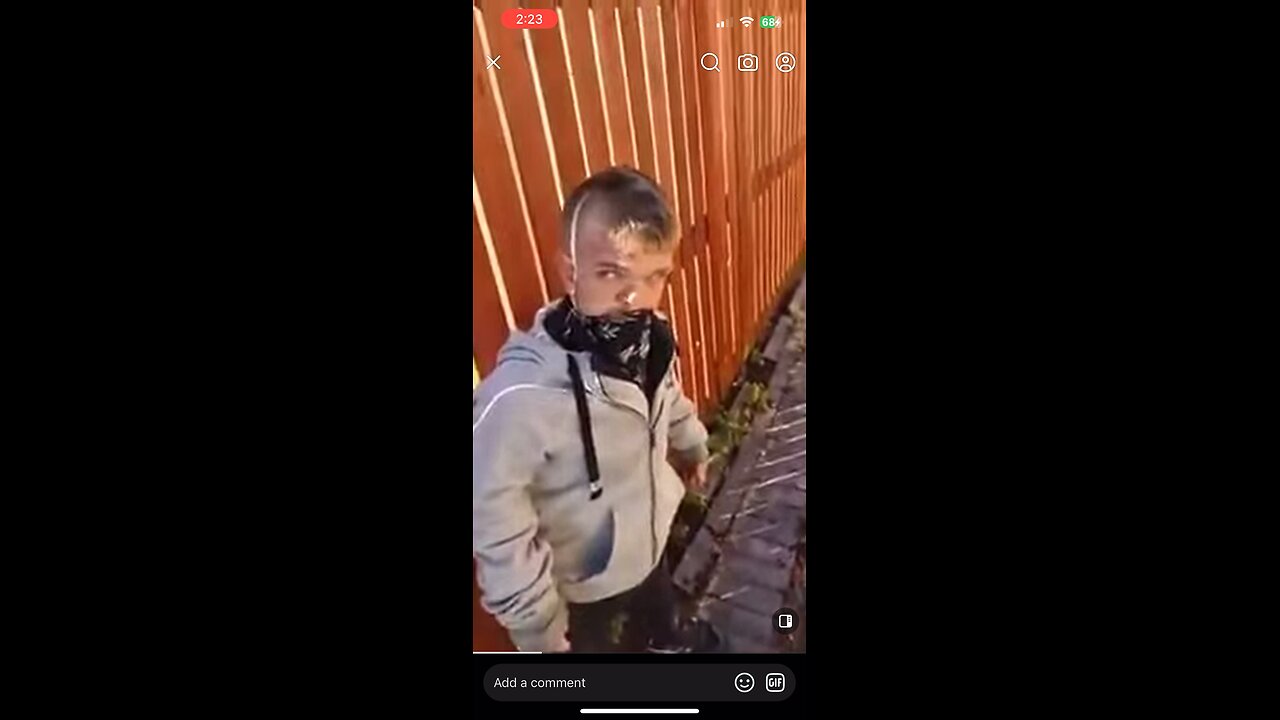 Dwarf nonce kicks himself in the head while re offending mates tries to back him - Jordan Dickerson