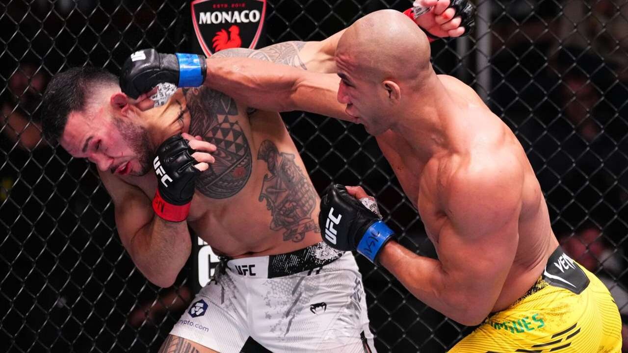 Gregory Rodrigues vs Brad Tavares | FULL FIGHT | UFC Vegas 102