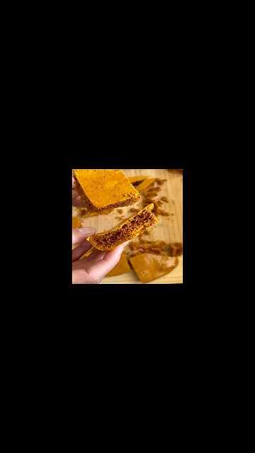 HONEYCOMB CRUMBLE FOR THE HOLIDAYS