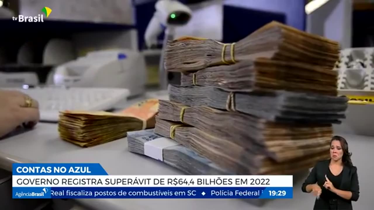 Governo registra superávit de R$ 64,4 bilhões em 2022. 2022/11/29.