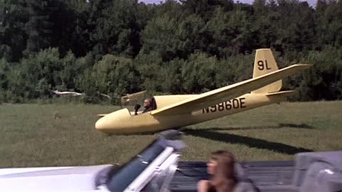 The Thomas Crown Affair (1968) Glider Clip