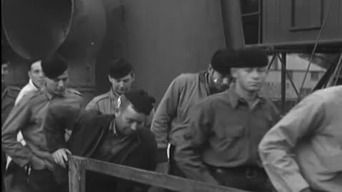 TIDWORTH, ENGLAND ;... - TIDWORTH, ENGLAND ; SOMEWHERE IN ENGLAND ; TANK BLESSING, EN - 111-adc-1472