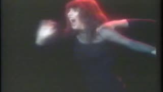 Kate Bush - Live Performance = Hammersmith Odeon = 1979
