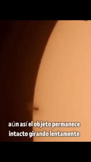 Objet sous-marin non identifié filmé au large du port de San Diego. 🧐🤔