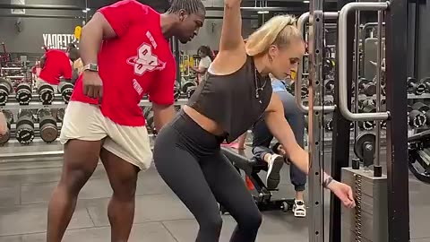 Shocking: How to IMPRESS A GUY in the gym #shorts #viral #comedy #gymhumor #fun