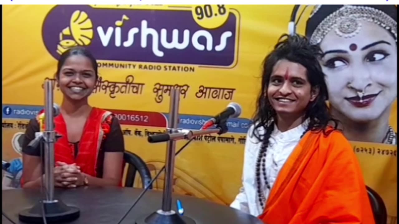 shraddha karale, adiwasi lokkala warli chitrakar with kalarama mandir bhakta