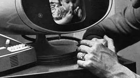 Vintage Videophones That Once Looked Straight Out of a Sci-Fi Movie 🚀📞 #RetroTech #SciFiVibes