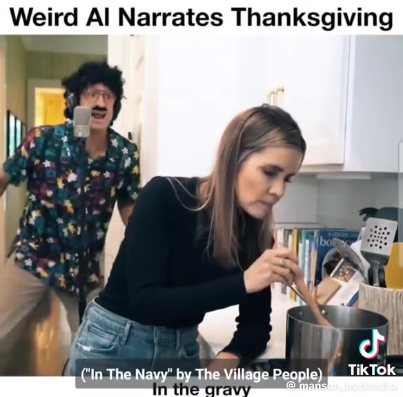 WEIRD THANKSGIVING🦃 PARADY🤣 THURSDAY 11/27/25