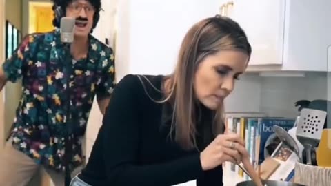 WEIRD THANKSGIVING🦃 PARADY🤣 THURSDAY 11/27/25