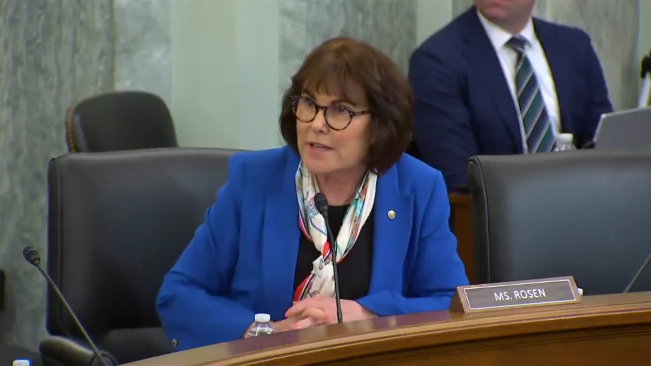 Shrieking liberal suffers TOTAL meltdown when Republican confronts her with shutdown REALITY