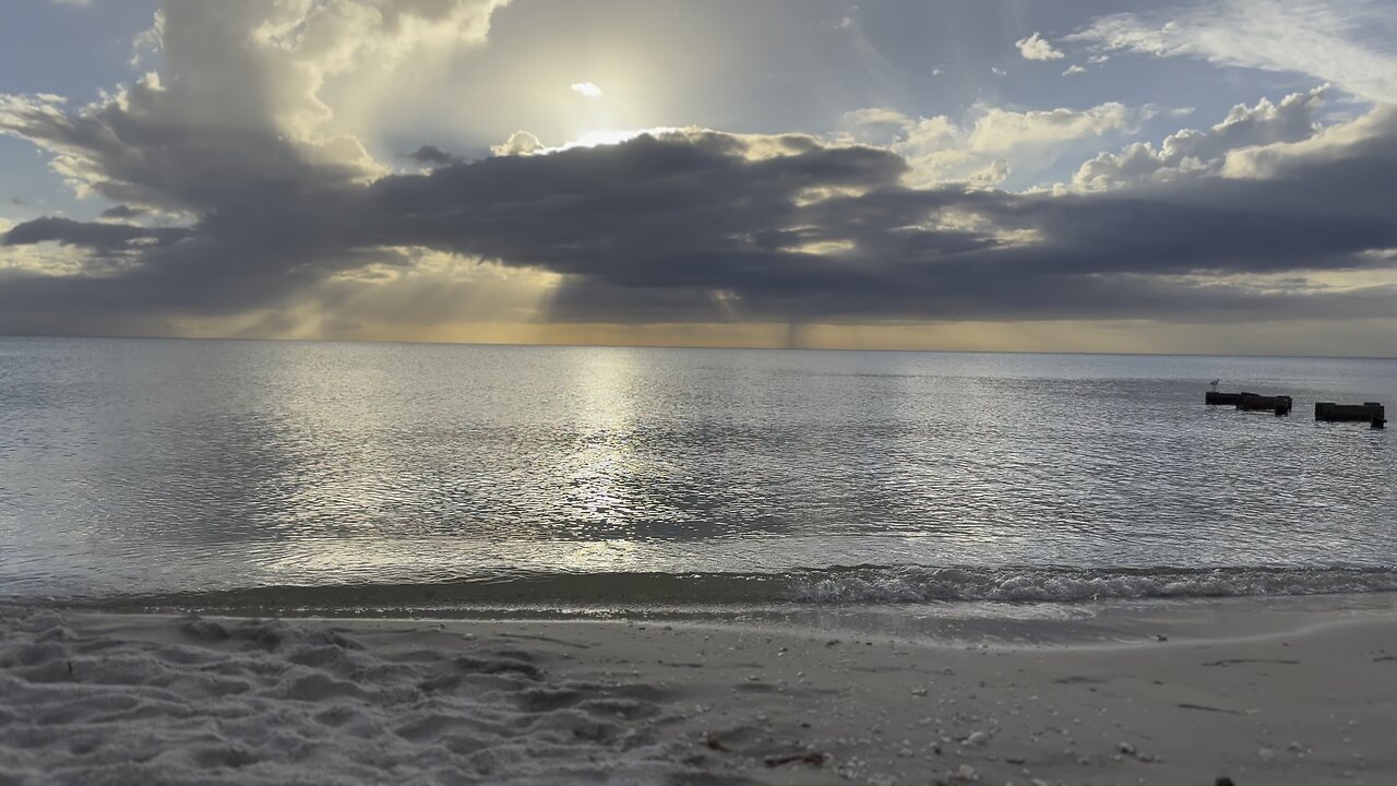 Gulf of America Sunset Rays