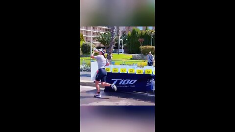 Despite being lazy, this girl won the race😮♥️