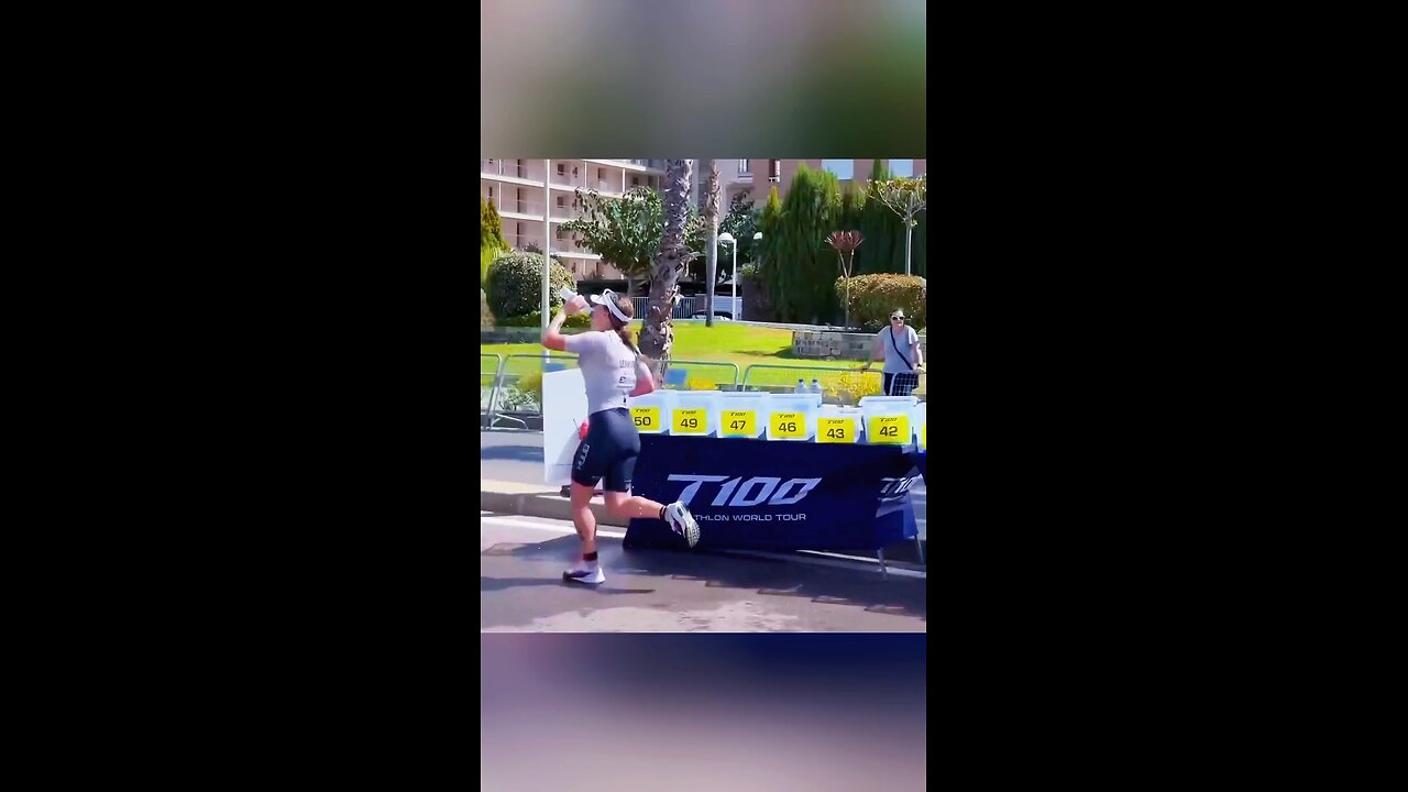 Despite being lazy, this girl won the race😮♥️