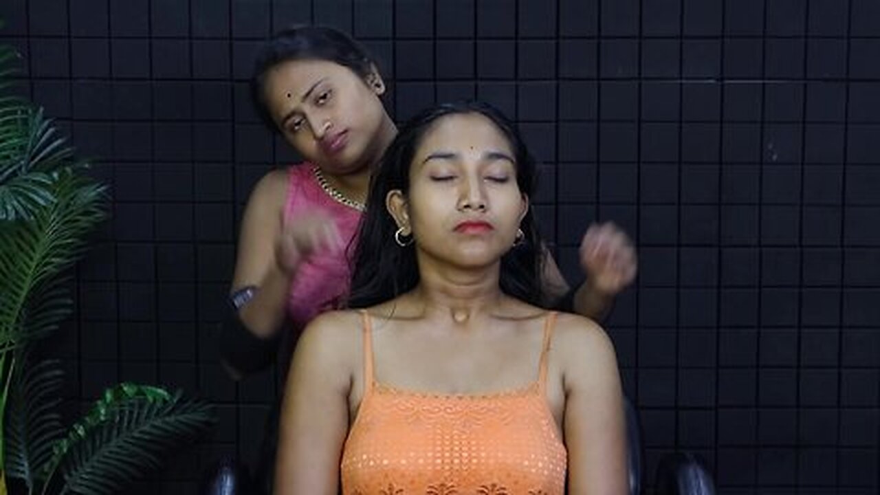 Girl Received Upper Body Massage _ Chest, Neck & Back Massage _ Head Massage & Neck Cracking ASMR