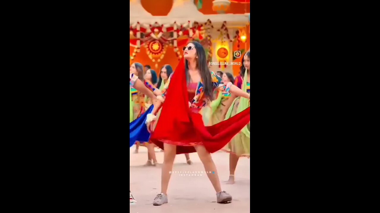 Lungi Dance
