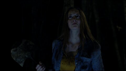 A Girl Gives Her Friend Tips On How To Survive A Killer