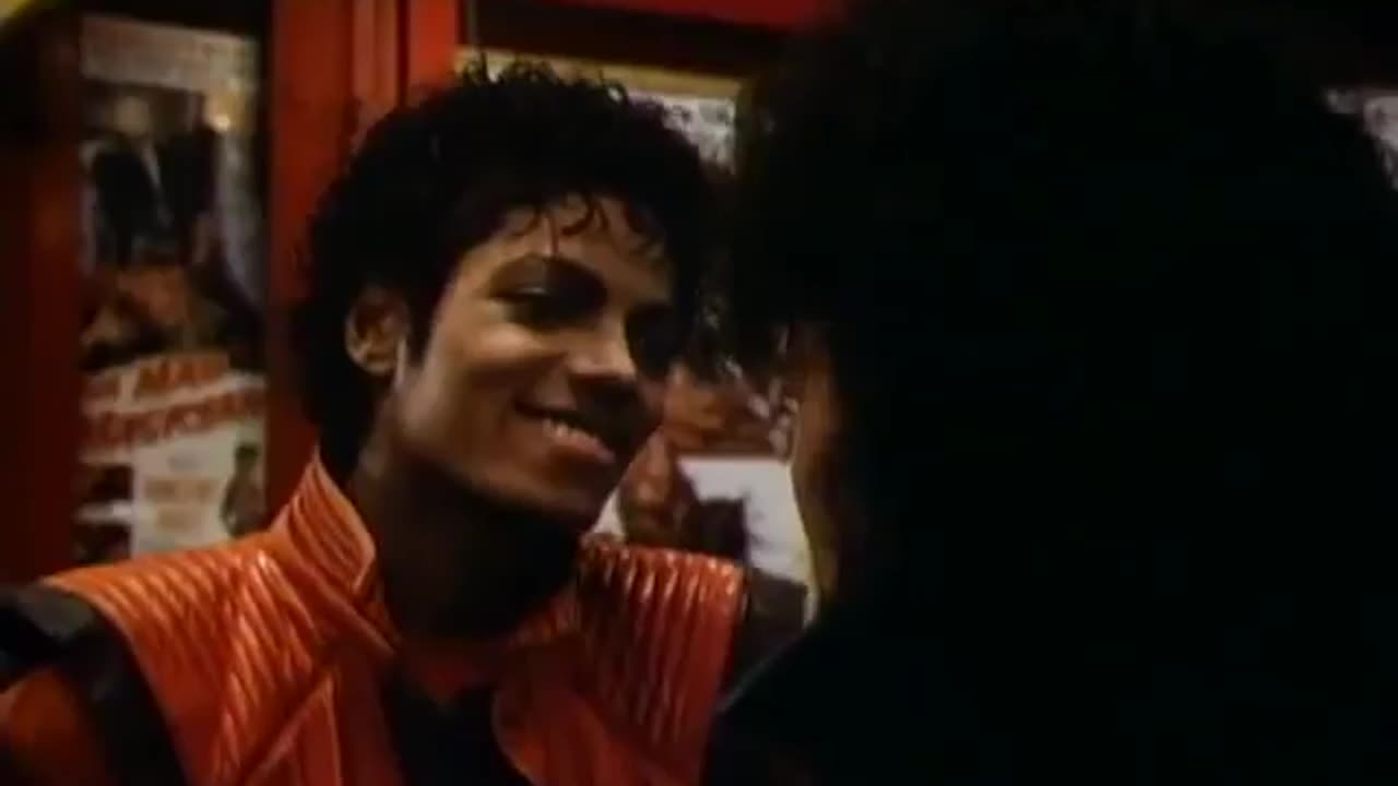 Michael Jackson - Thriller Official