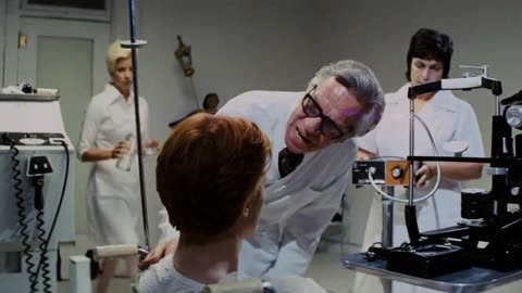 The.Man.Who.Fell.to.Earth.1976.