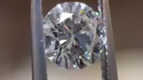 Color Diamonds are rare…Why? 🤫🤨