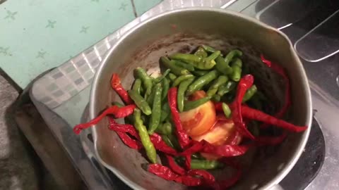 Techniques for Boiling Chili and Frying Shrimp Paste | Flavorful Sambal Base