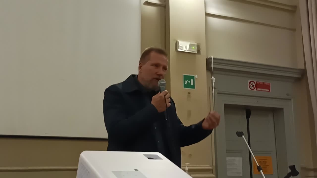 "MOBILITÀ PRIVATA - PRIVILEGIO O NECESSITÀ?" - intervento del Prof. Andrea Zhok