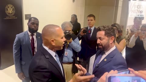 Screaming match erupts between Hakeem Jeffries, Mike Lawler as government shutdown chaos continues
