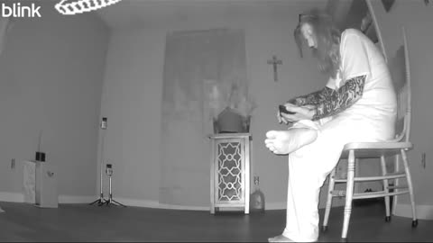 (1) WHO'S IN HERE??? ..."(my late wife speaks) I AM YOUR WIFE, AMANDA"