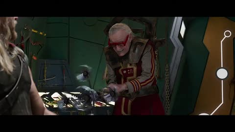 Thor's Haircut Scene - Stan Lee Cameo - Thor Ragnarok