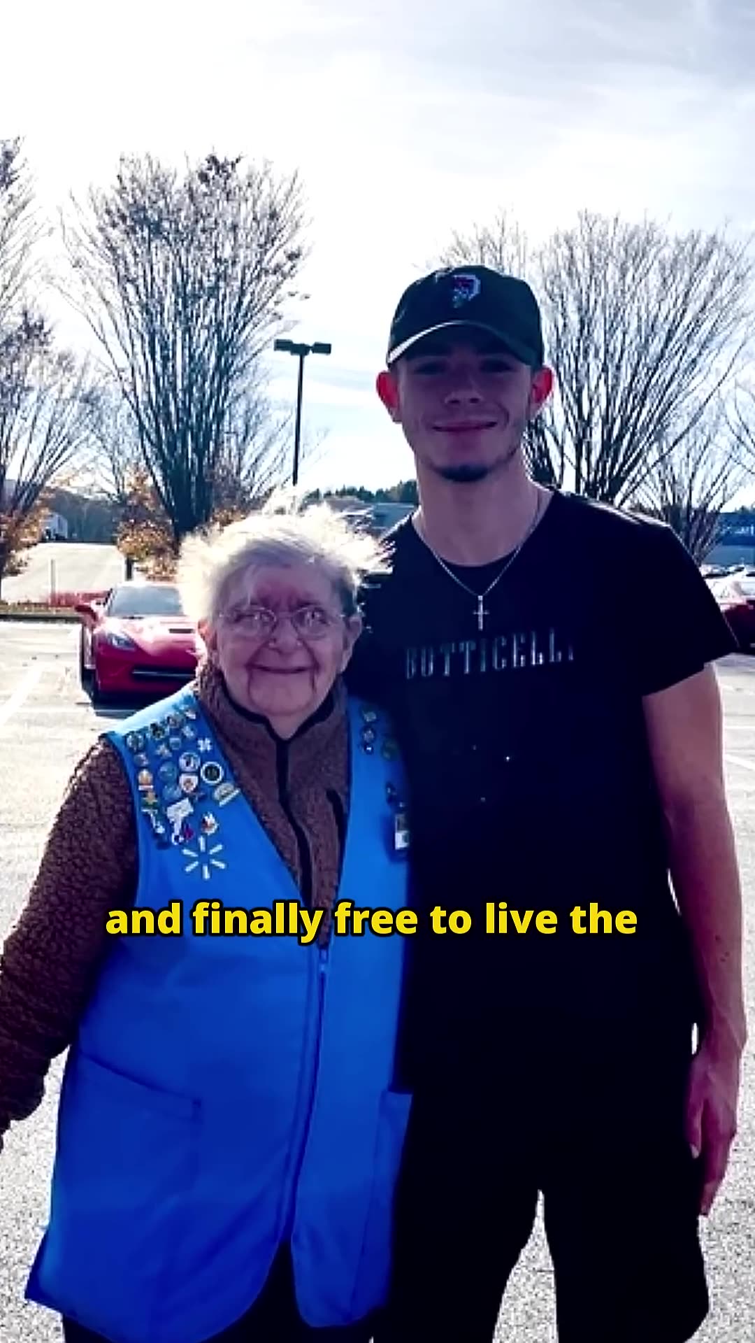81 year old Walmart cashier caught taking a break, what happened next took her out of work forever
