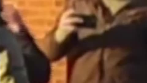 Protester dodges smoke, slams gun laws & Trump admin!