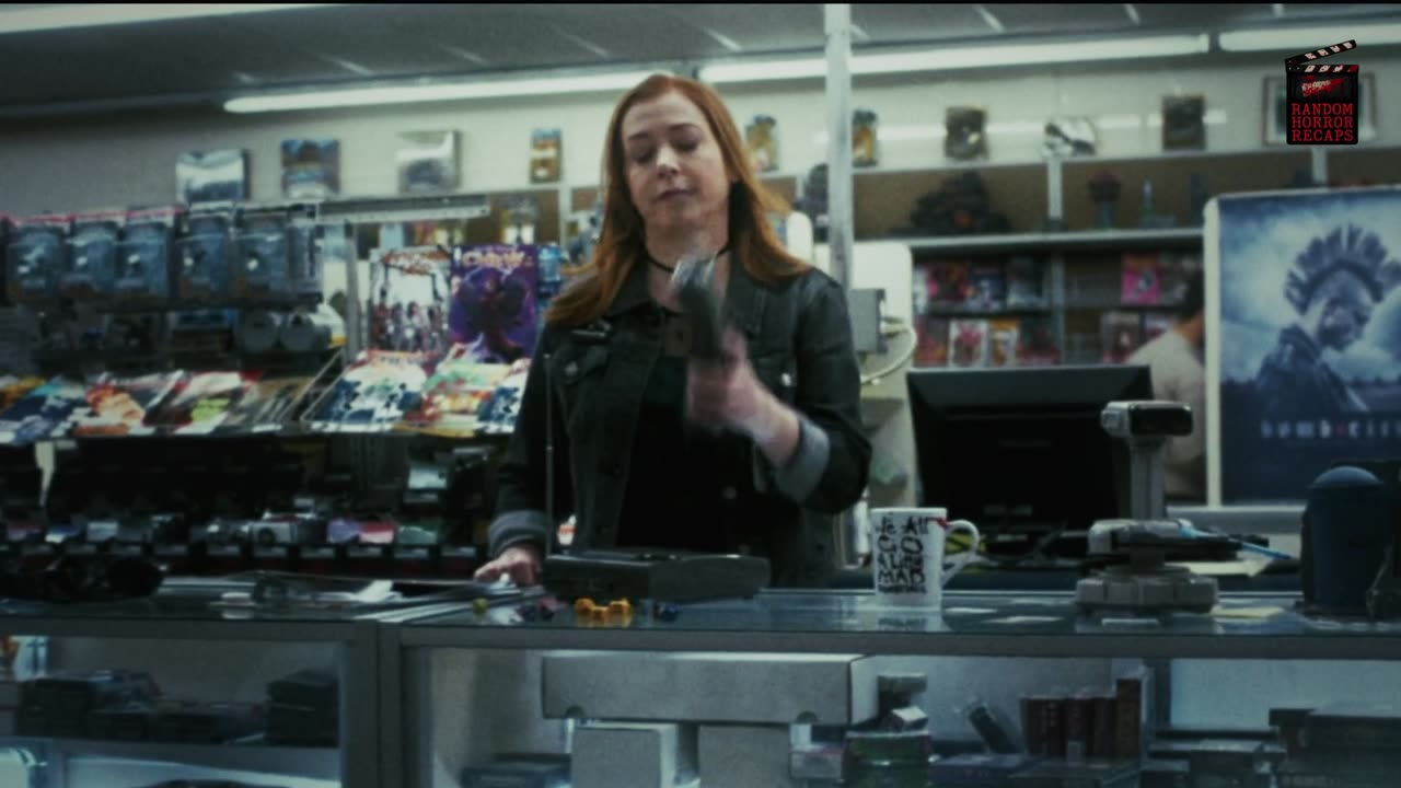 A Girl Gives Her Friend Tips On How To Survive A Killer