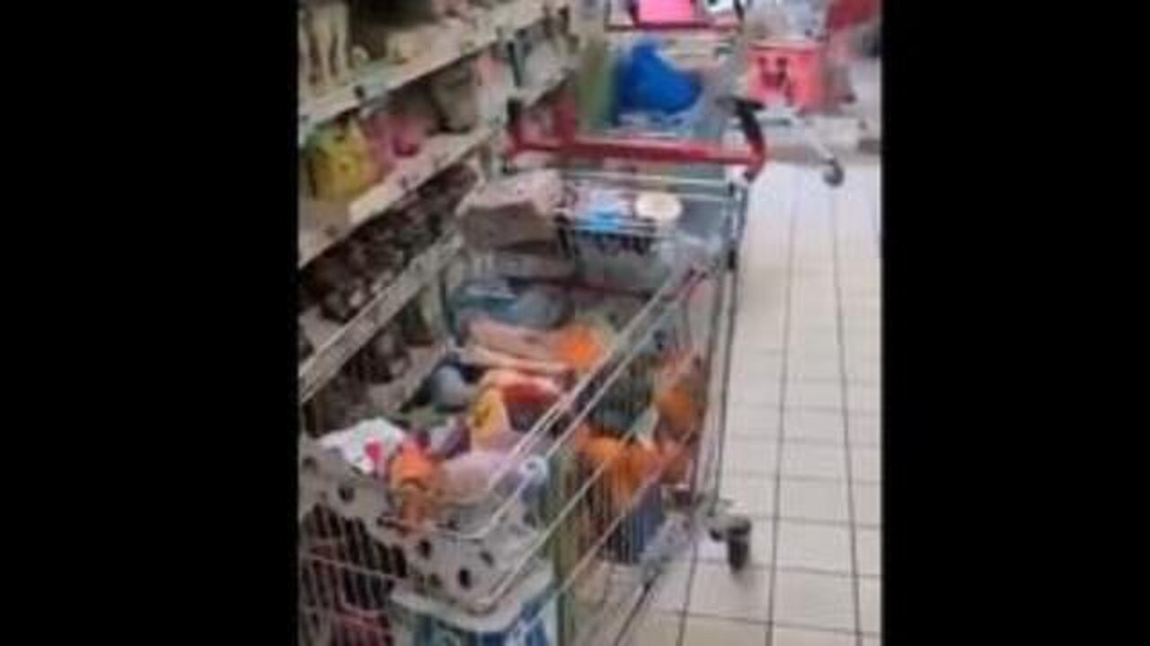 France-internet is down, business doesn't take cash, people abandon their loaded trollies
